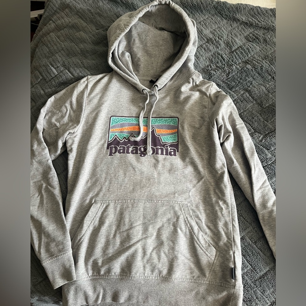 Women’s Patagonia Sweatshirt